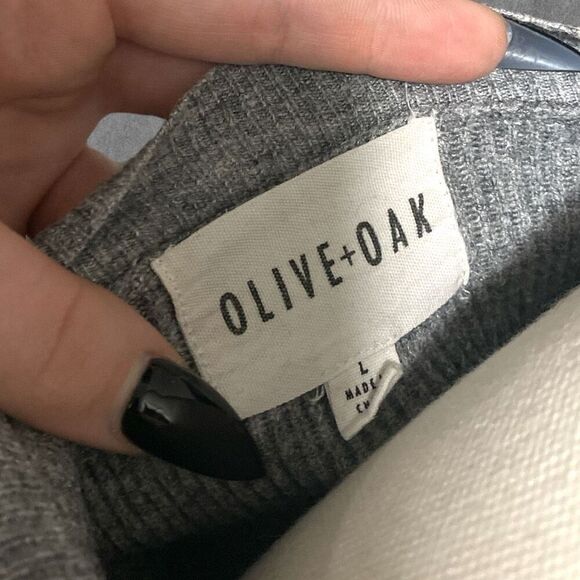 OLIVE + OAK | Light Gray V-Neck Ribbed Notch Pullover Sweater Size L - Picture 3 of 7